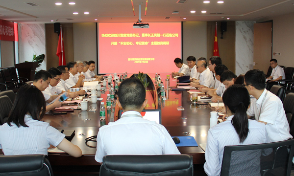 乐鱼体育官网app下载-双面组件，亦可单玻 ---双面单玻组件助力双碳目标实现